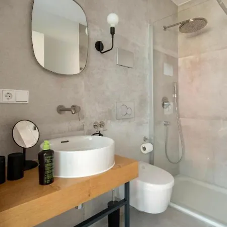 Htc In Centrum Apartment